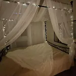 Et Lit Baldaquin *