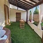 Et Lit Baldaquin Apartmán