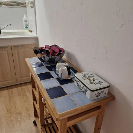Romantique Pour 2 Avec Lit Baldaquin Et Table De Massage * Saint-Pargoire